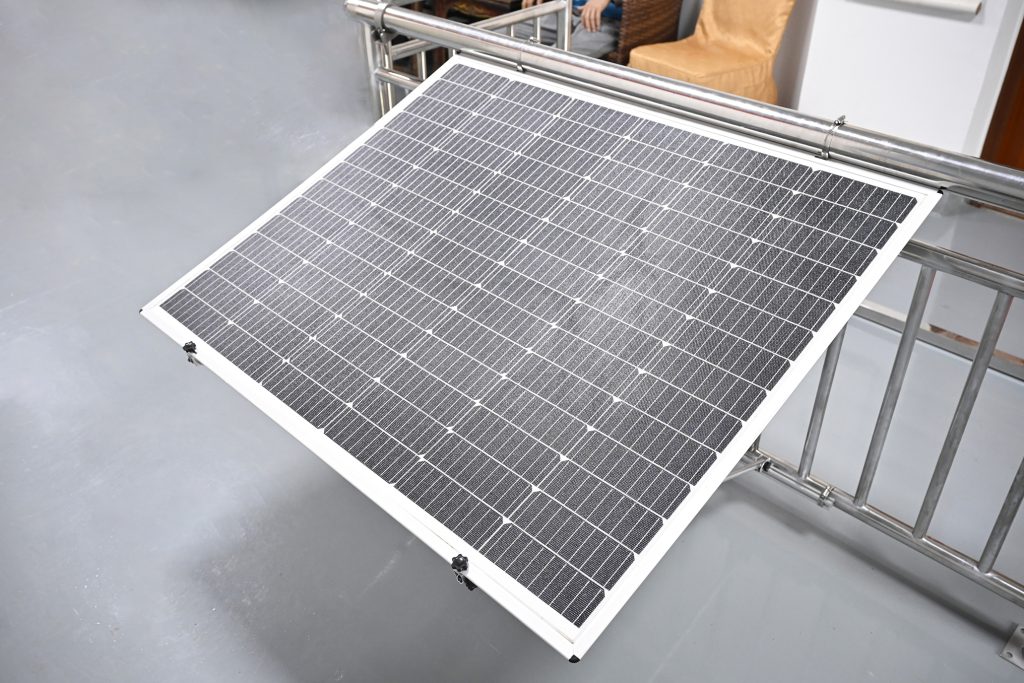 Balcony solar modules